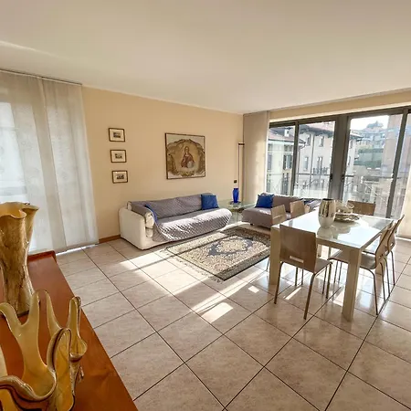 Exclusive 120 Sqm In The Heart Of Apartment Bergamo