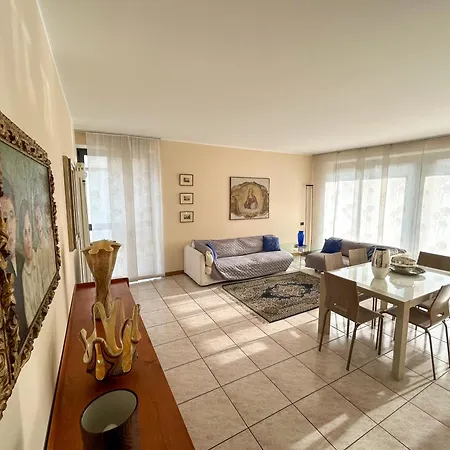 Exclusive 120 Sqm In The Heart Of Apartment *