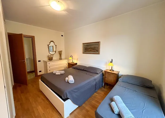 Exclusive 120 Sqm In The Heart Of Apartment Bergamo